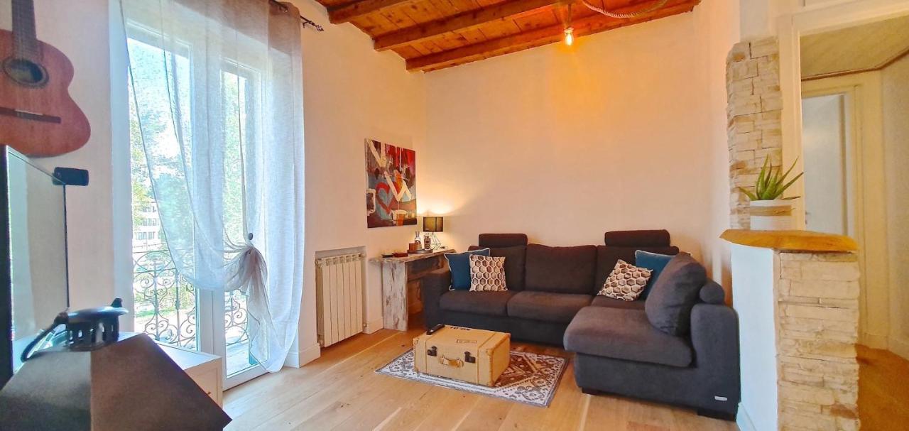 Casa Valle Parco Lambro Albiate Bagian luar foto